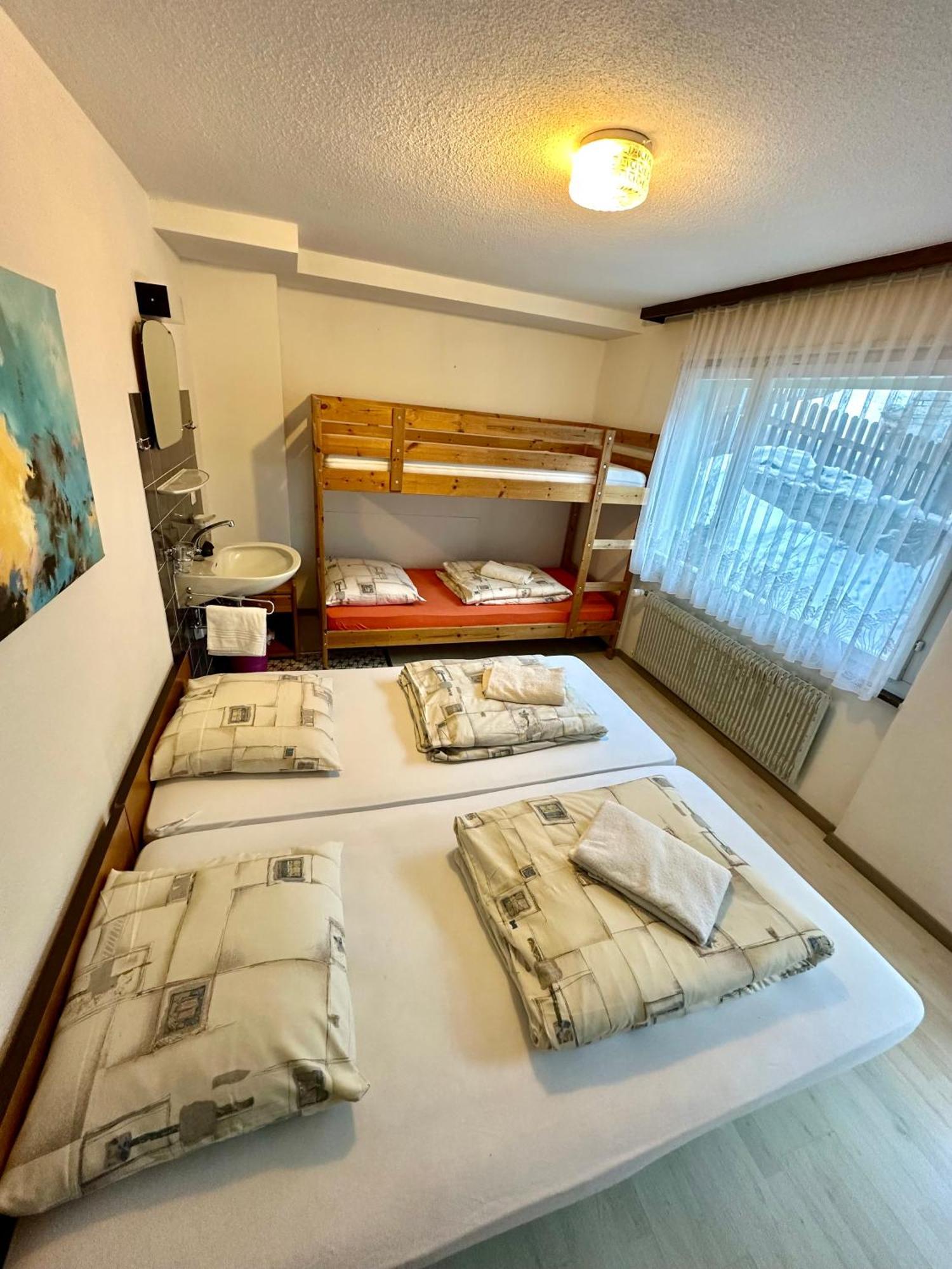 Holiday House Laerchenheim Saas-Balen Eksteriør billede