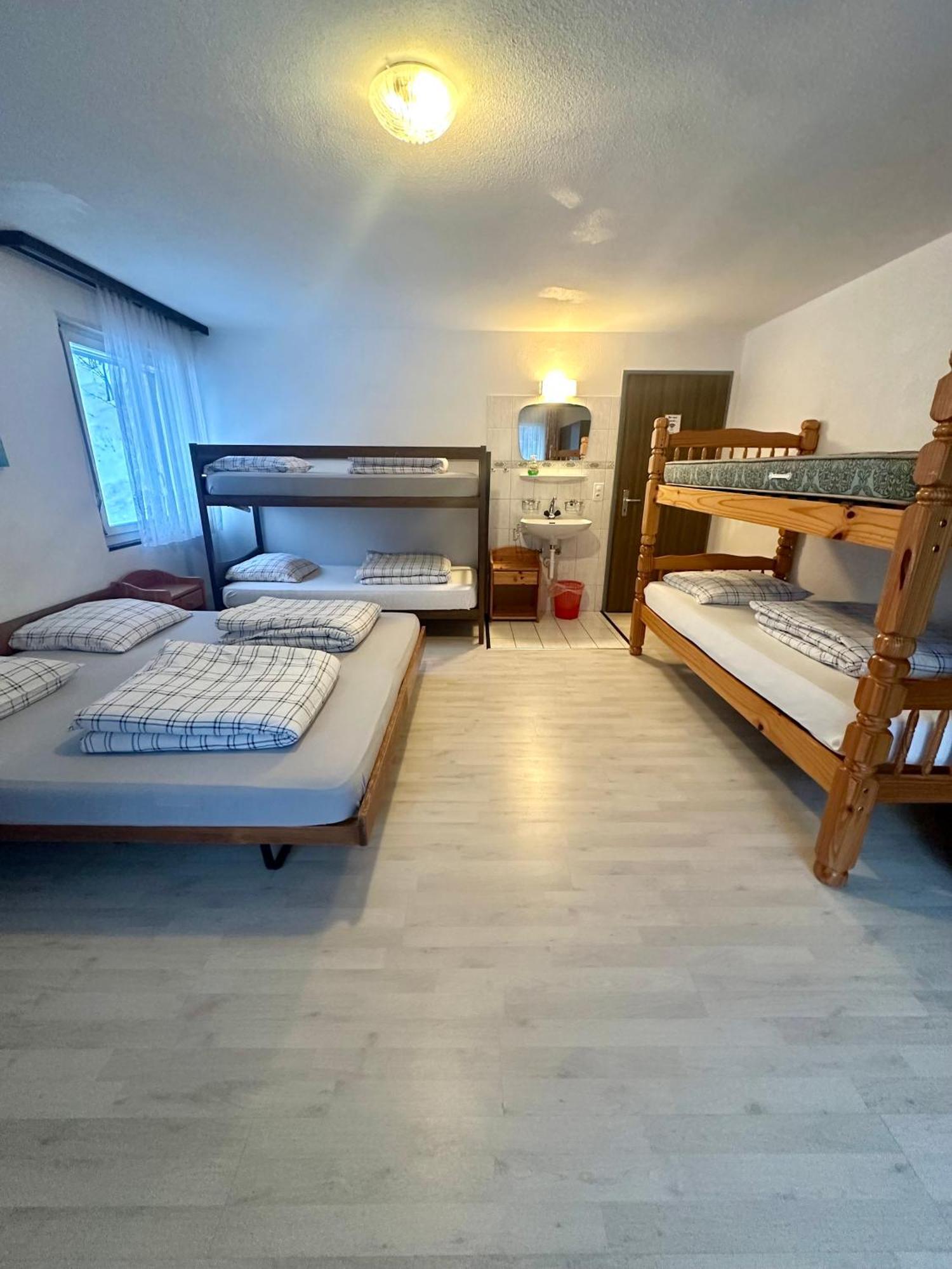 Holiday House Laerchenheim Saas-Balen Eksteriør billede