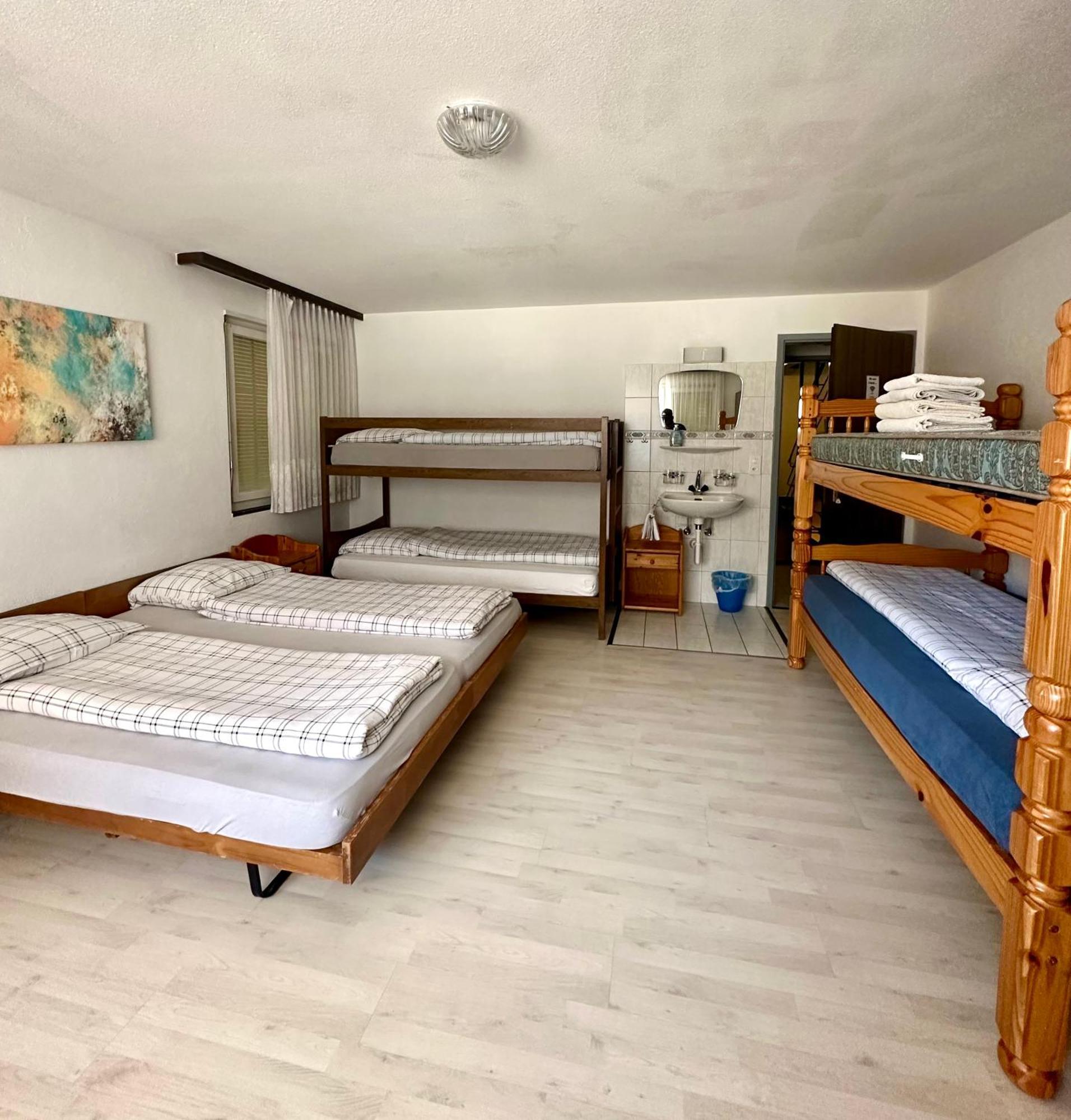 Holiday House Laerchenheim Saas-Balen Eksteriør billede